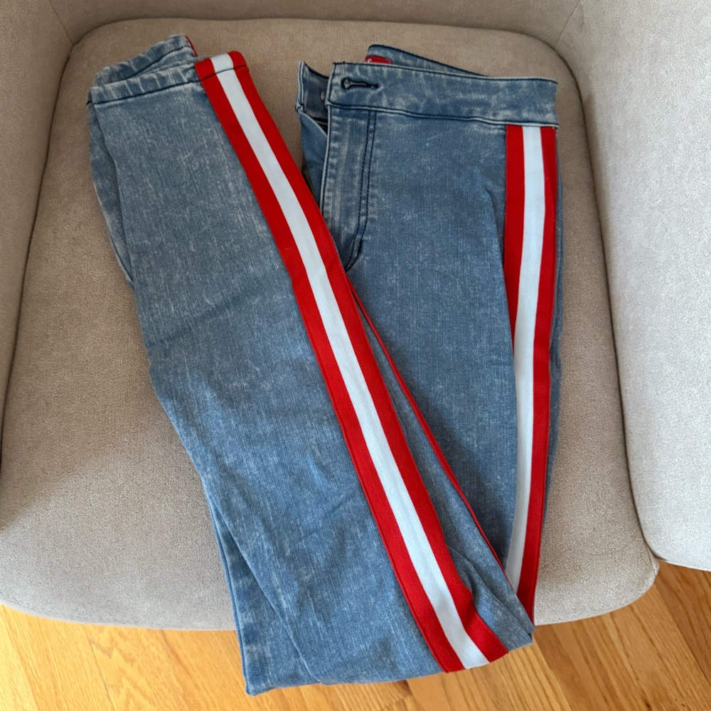 GUESS Jeans